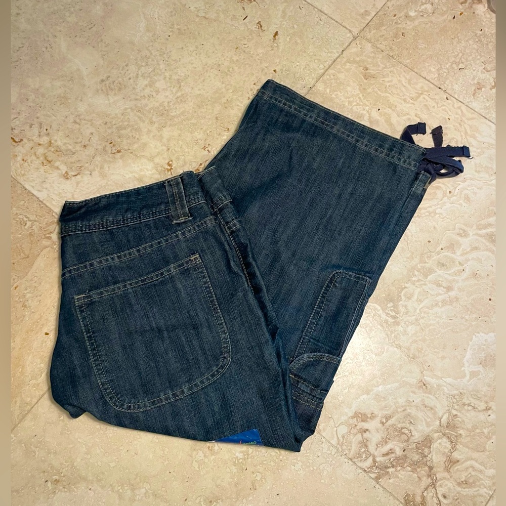 Brand New Riders by LEE Cargo Capri Jeans Size 6